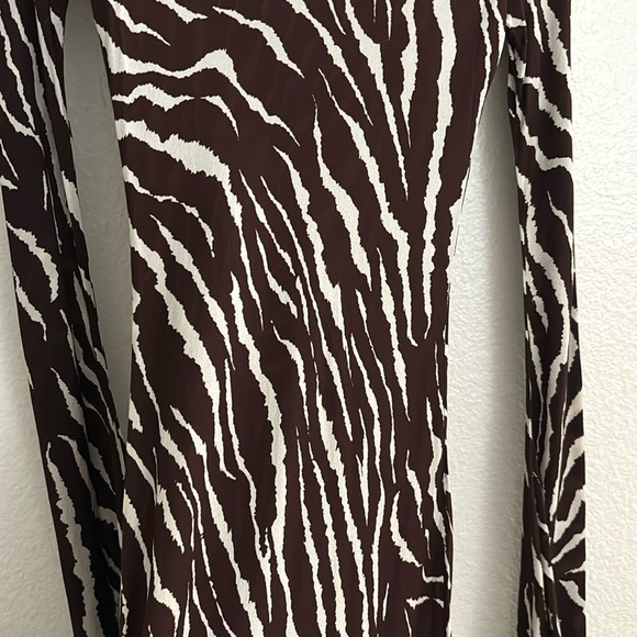 Realisation Par Gia Dress - Picture 9 of 9